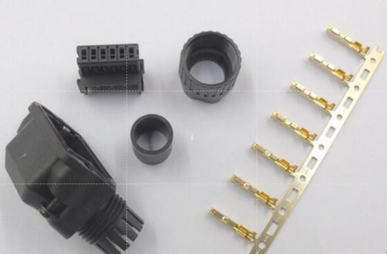 J17S-06FMH-7KL-1M-CF PA66 Servo Motor Connectors With Spring Stell
